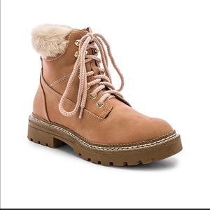 NWT Steve Madden Alaska Boot Nude Brown Tan With Faux Fur Womens Size 8